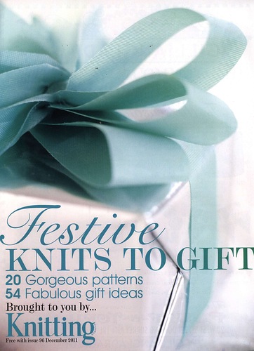 Festive Knits to Gift